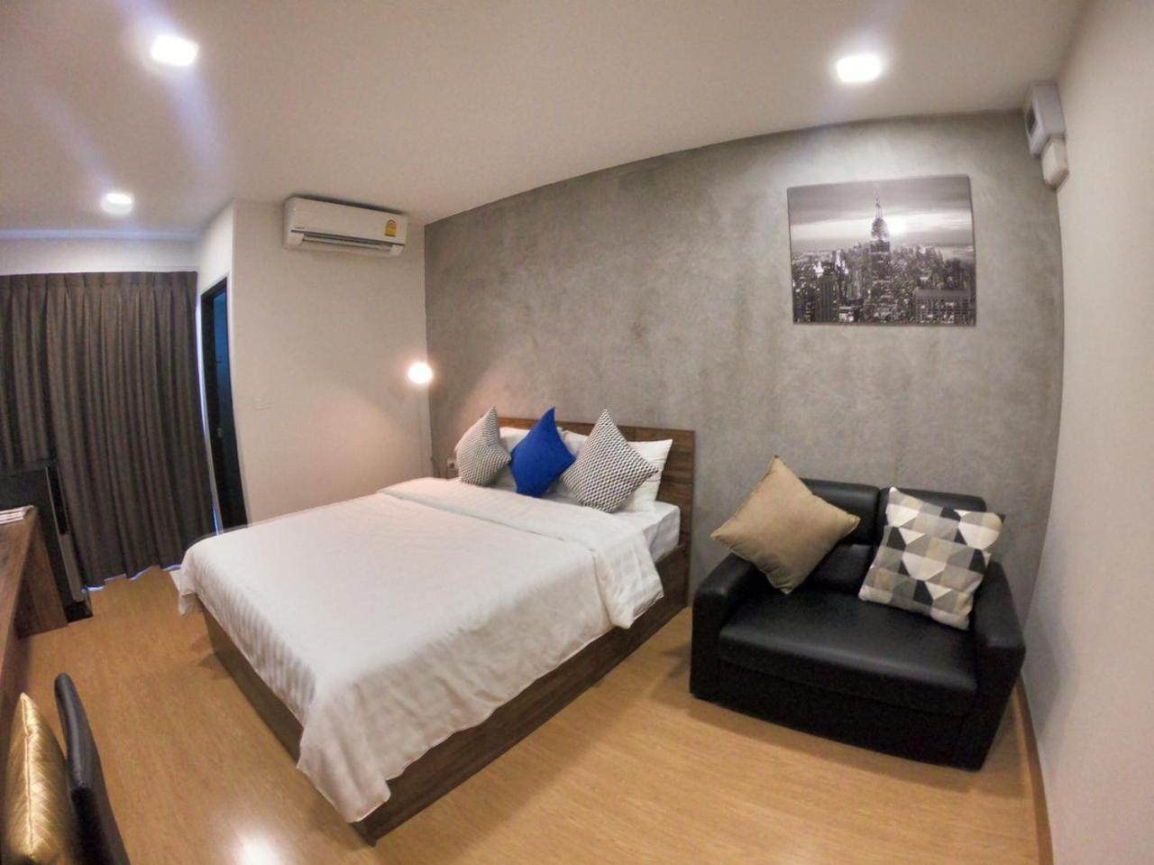 Tata House Aparthotel Bangkok Exterior foto